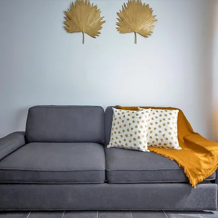 Secretview Apartment *